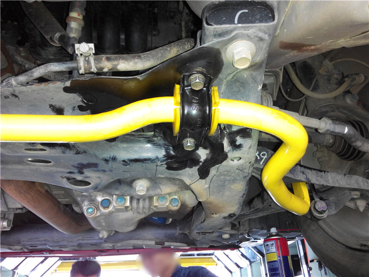 思銘安裝DICKASS防傾桿 思銘安裝DICKASS防傾桿